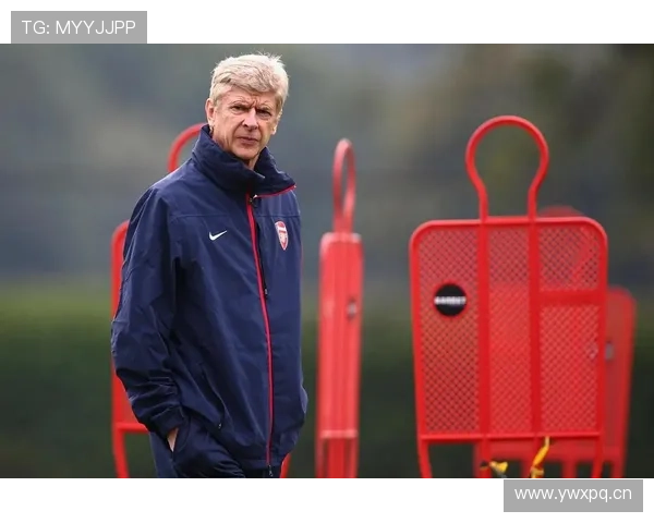 利物浦战术困境曝光!克洛普依赖单一体系,争冠路上危机四伏