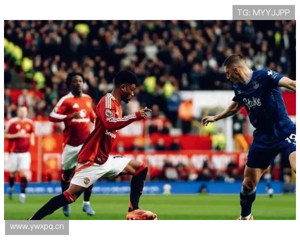 曼联战术混乱与内部矛盾显现，豪门根基稳定性面临考验